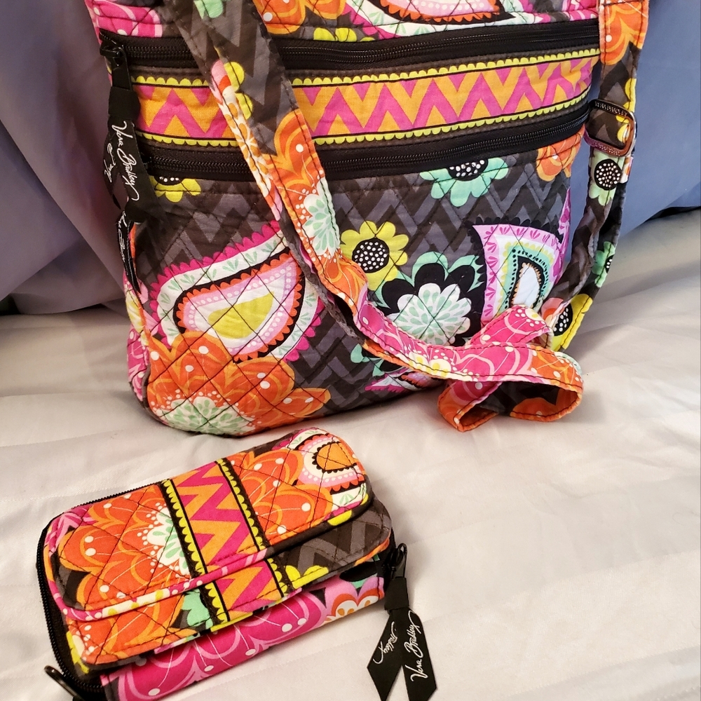 Vera Bradley Hipster and matching wallet
